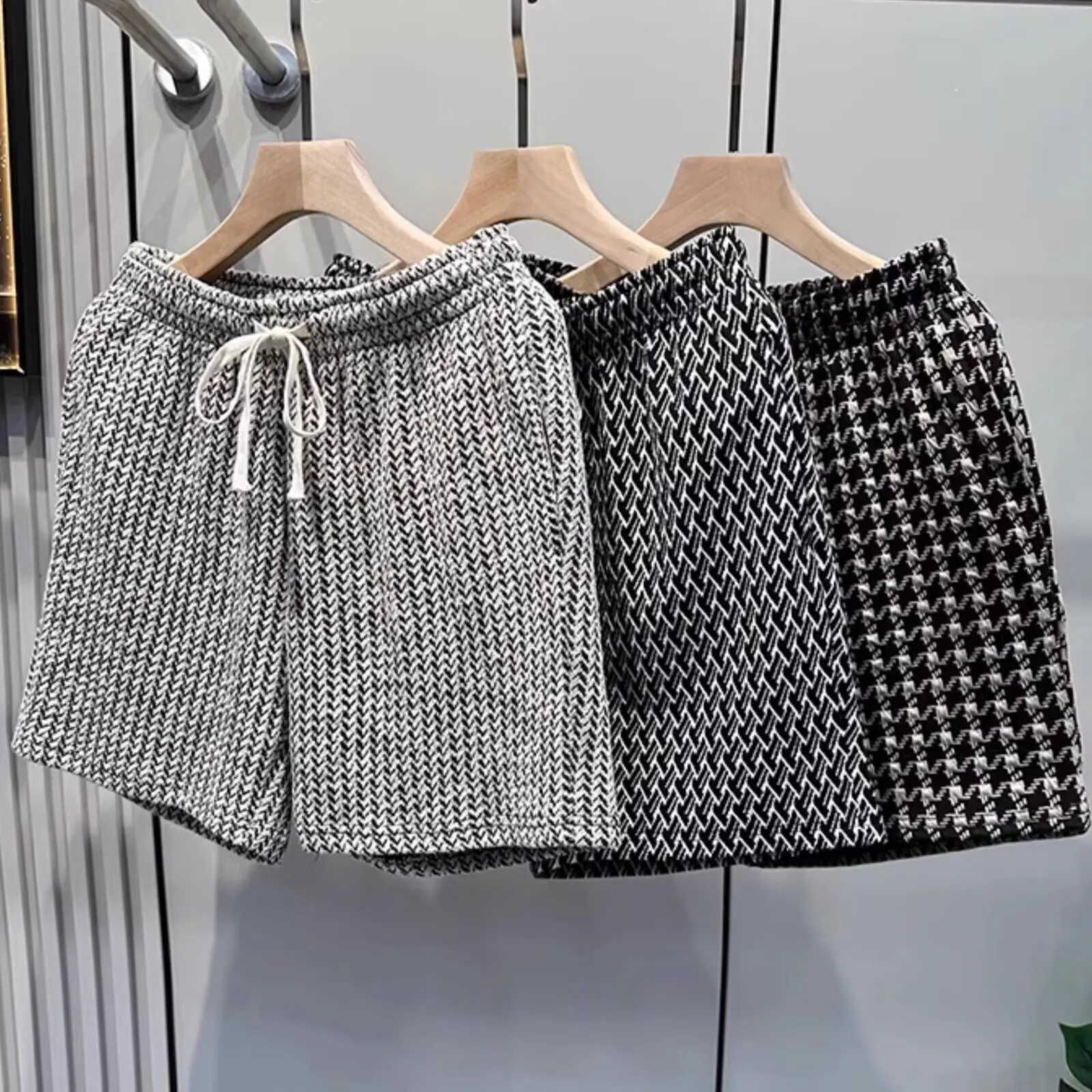 

Y2K American Vintage Men's Geometric Floral Jacquard Shorts Elastic Waist Casual Loose Summer Streetwear Shorts