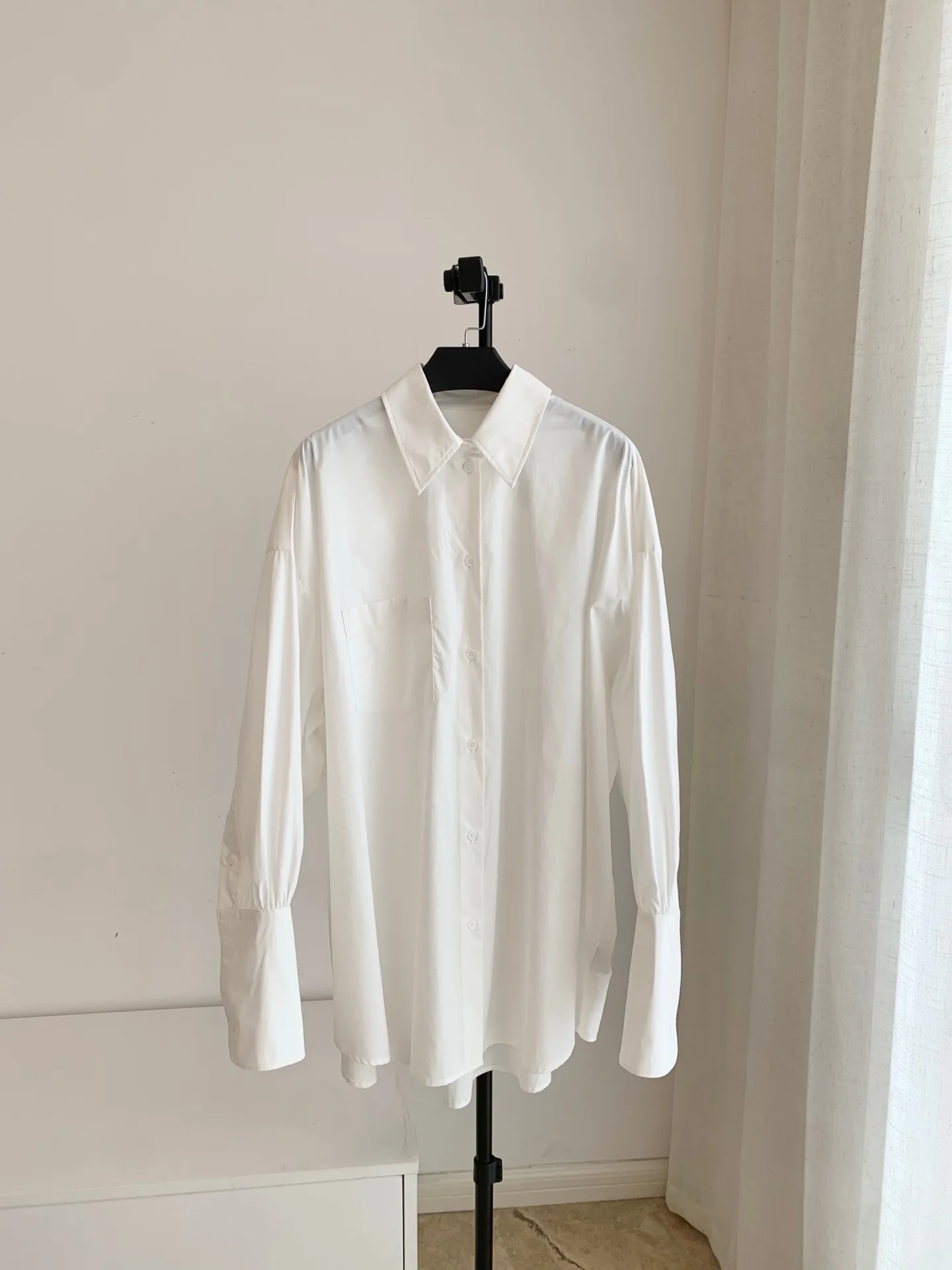 

Women Embroidery Pocket White Shirt Turn-down Collar Long Sleeve Single Breasted Fashion Casual Blouse Top
