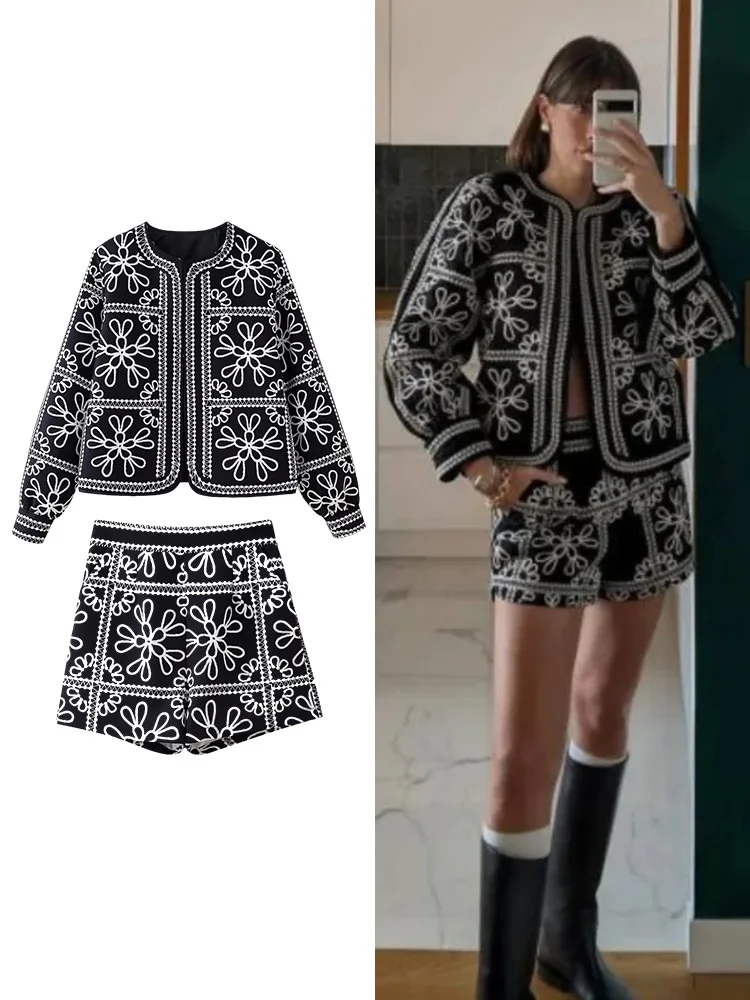 TRAF Women\'s Floral Printed Cardigan Cotton Jacket + High Waisted Printed Shorts New Bohemian Style High Street Jacket Set