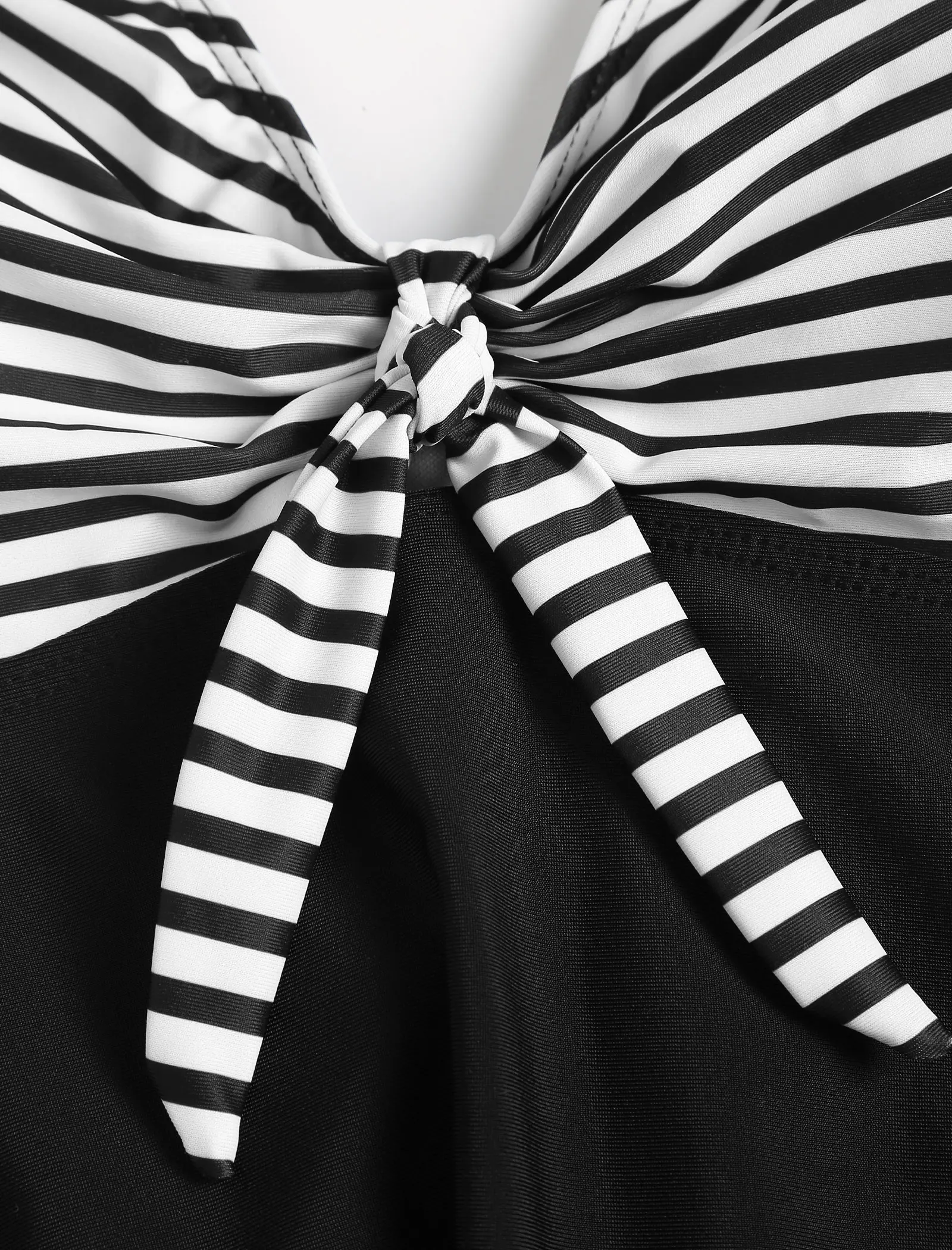 plus Size Striped Patchwork Print Tankini Set Casual Adjustable Strap Knot Front Swim Tank Top & Plain Swim Panty  Swimsuit for