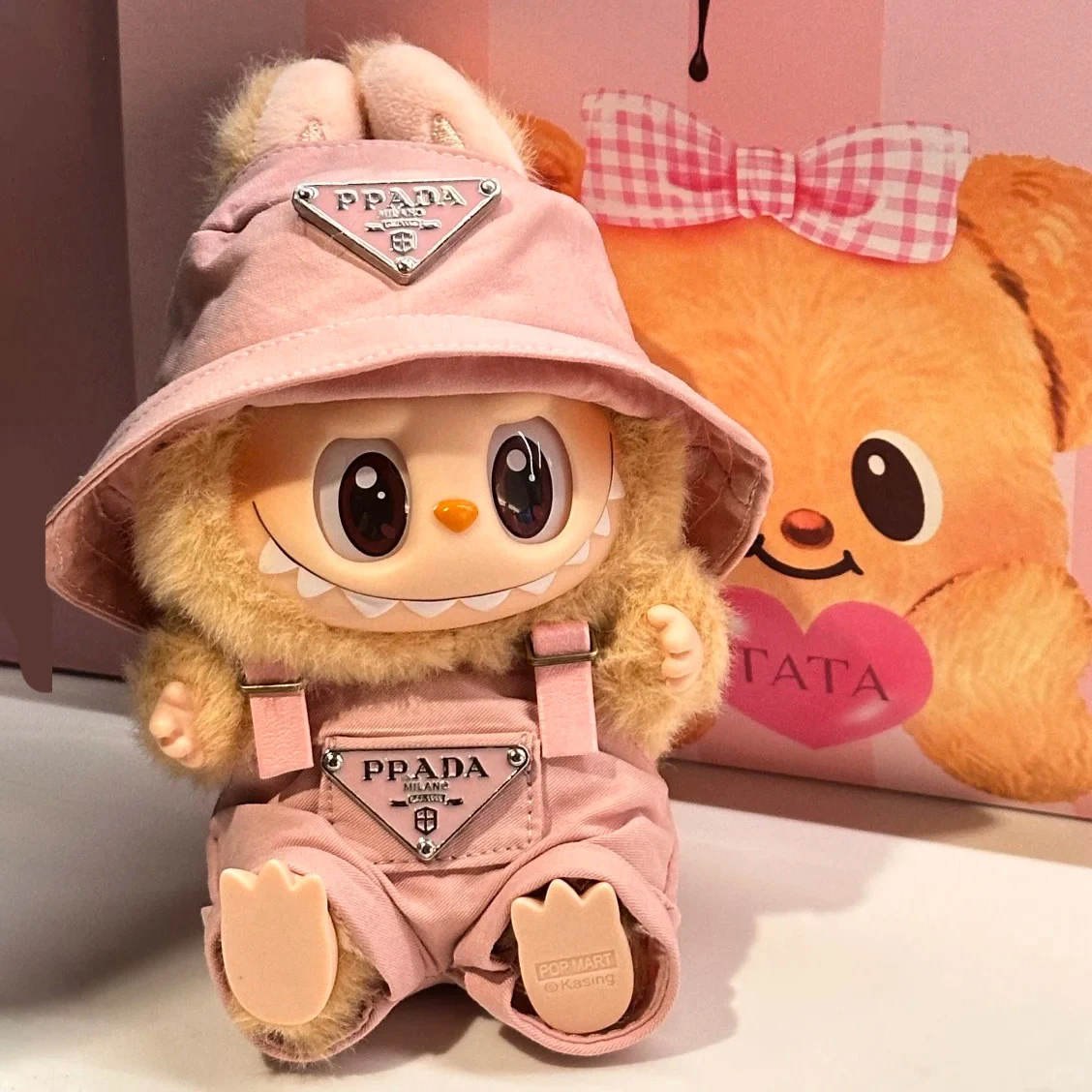 Para Mini muñeca Labubus, ropa de lujo, traje, sombrero, ropa para muñeca Labubu II, conjunto de pantalones con correa, juego de fiesta sentado, accesorios de juguetes