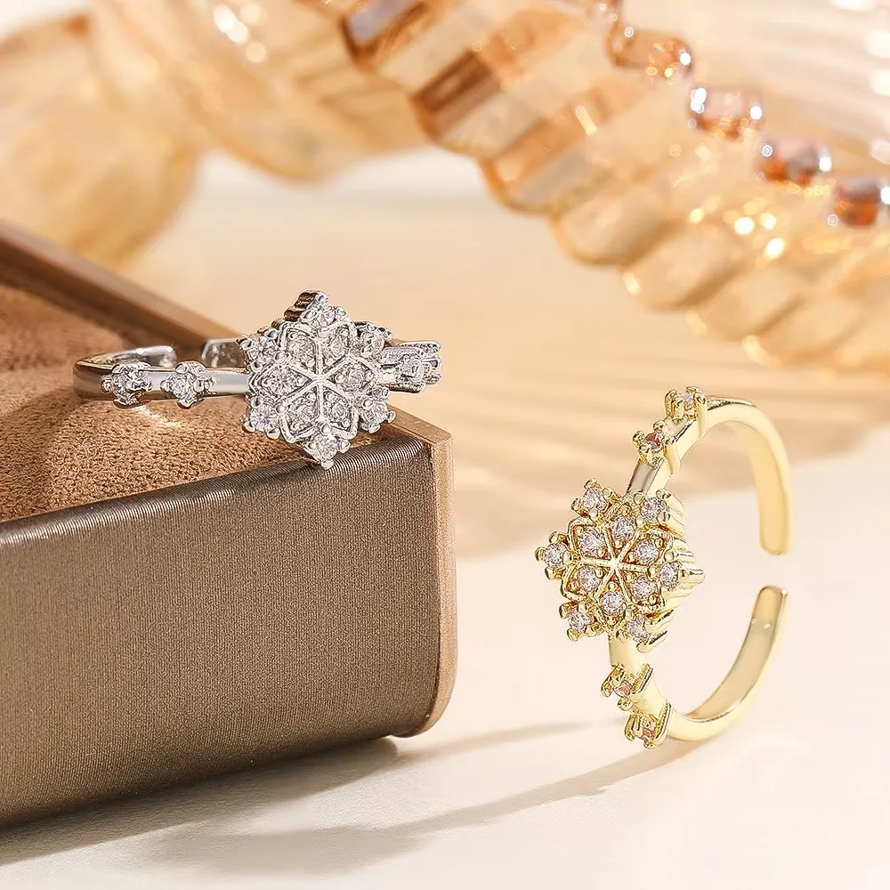 Simple and Slender Snowflake Ring for Women, Micro-pavé Full of Diamonds, Niche Luxury with a High-end Feel Ring.