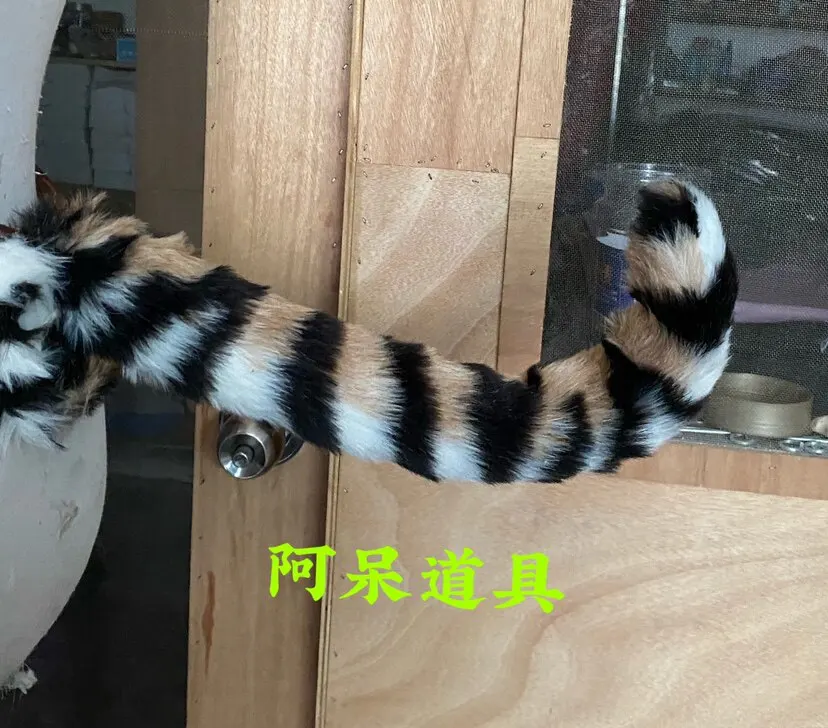 45cm Custom Simulation Tiger Plush Tail Cosplay Props for Halloween Christmas Anime Expo Fancy Party Stage Performance