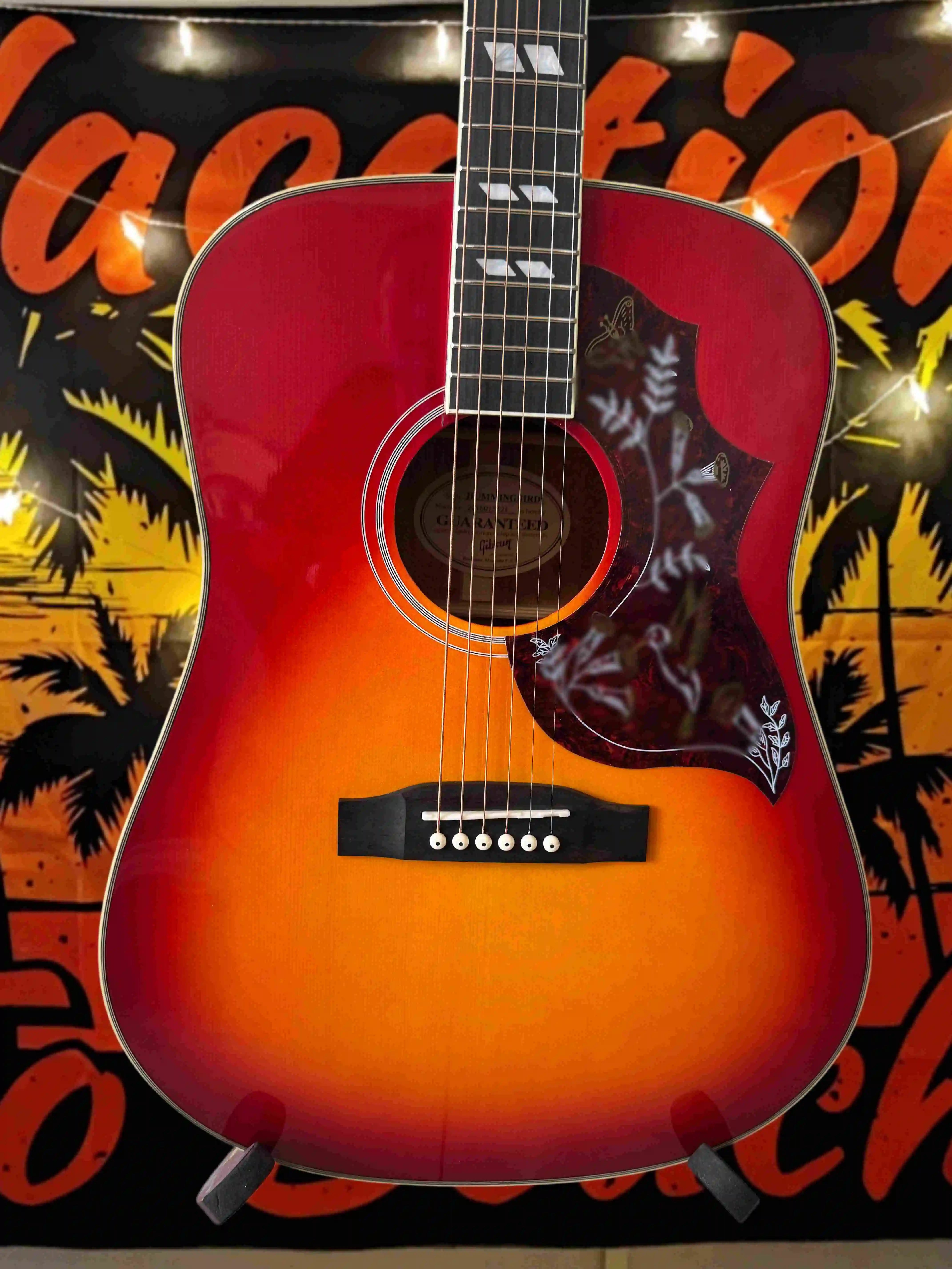 41 Inch Bee Bird Acoustic Guitar Cherry CS Red Sunset Gradient Coating Spruce Solid Top Warm Full Sound Rosewood Fingerboard