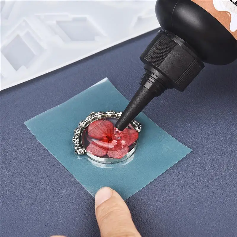 10g 25g UV Resin Glue Quick-Drying Clear Hard Epoxy Resin Glue Ultraviolet Solar Curing DIY Epoxy Resin Mold Jewelry Making Gel