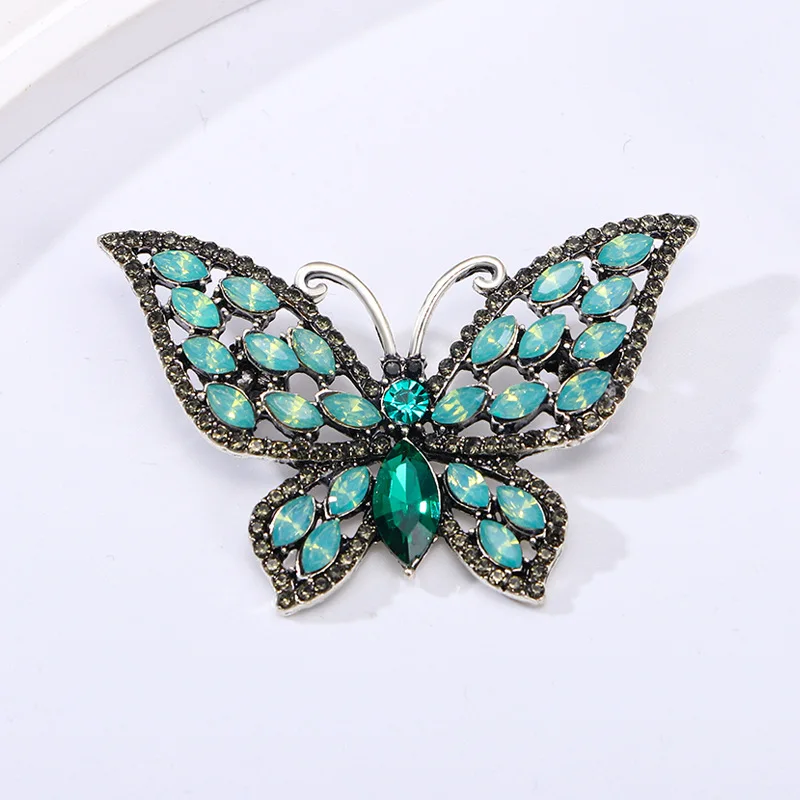 Women Men Fashion Exquisite Shining Crystal Butterfly Brooches Badges Classic Lady Elegnat Butterflies Rhinestone Pins Jewelry