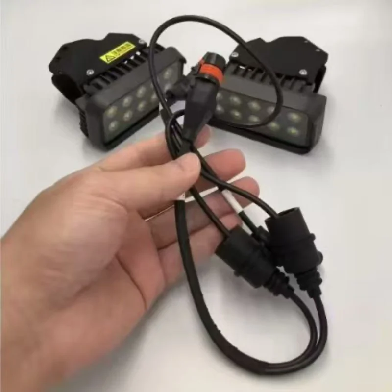 مجموعة الإضاءة الليلية بدون طيار DJI T50، ضوء ملء عالي السطوع + ستروب ملاحة، 2 ° /20 ° زووم، -10 ℃ إلى 50 ℃ درجة حرارة العمل #6