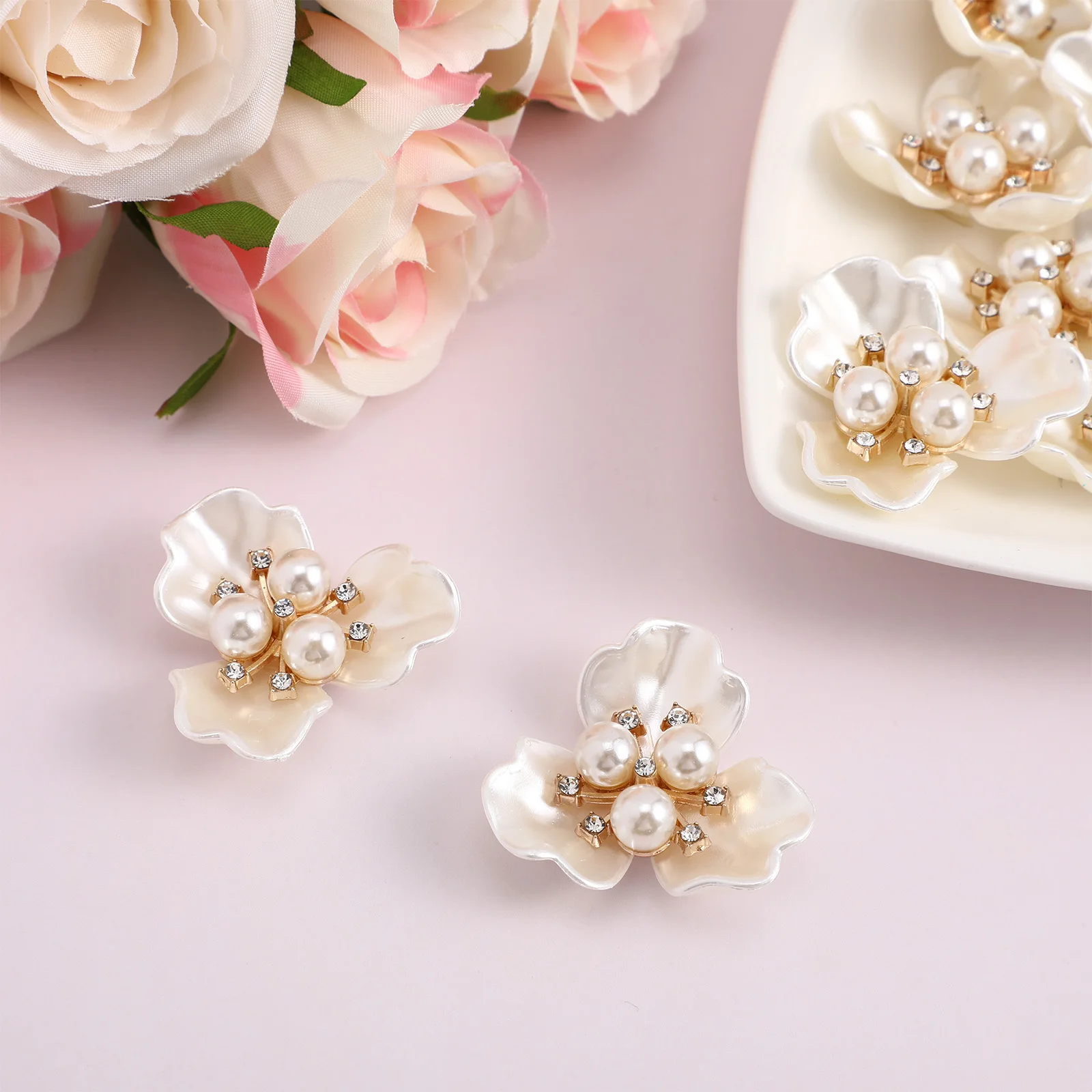 

20pcs Artificial Pearl Rose Shaped High-End Hair Headwear For Women Elegant Camellia Style Diy Hair Accessories Light Yellow