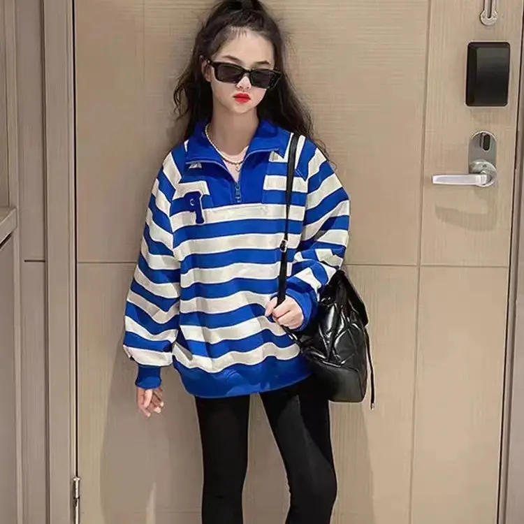 

New Spring Fashion for Girls in China: Versatile Striped Top for Spring and Autumn, Fashionable