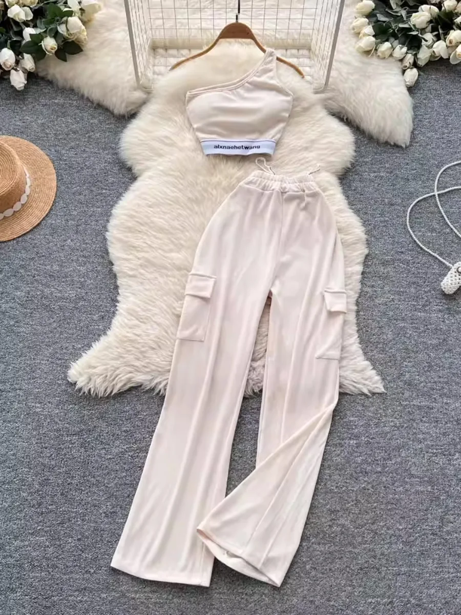 Foamlina Sportswear 2-teiliges Set für Damen, Sommer, asymmetrische Schulter, Neckholder, geraffte Taille, kurze Weste + Hose mit hoher Taille und weitem Bein