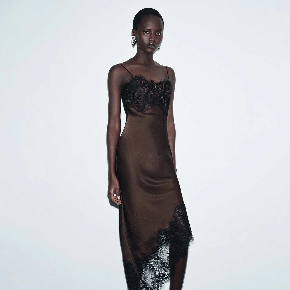 Sukienka damska BJTZ, asymetryczna, koronkowa, satynowa, elegancka, na wiosnę i lato 2026, na wieczorne przyjęcie, koktajl.