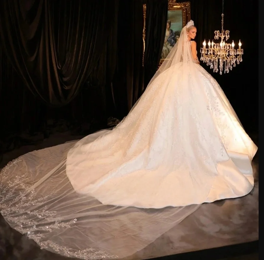 Customized Sheer Neck Shinny Appliques Rhinestones  Wedding Dress Long Sleeves Robe De Mariée Satin Ballgown Puffy Bridal Gowns