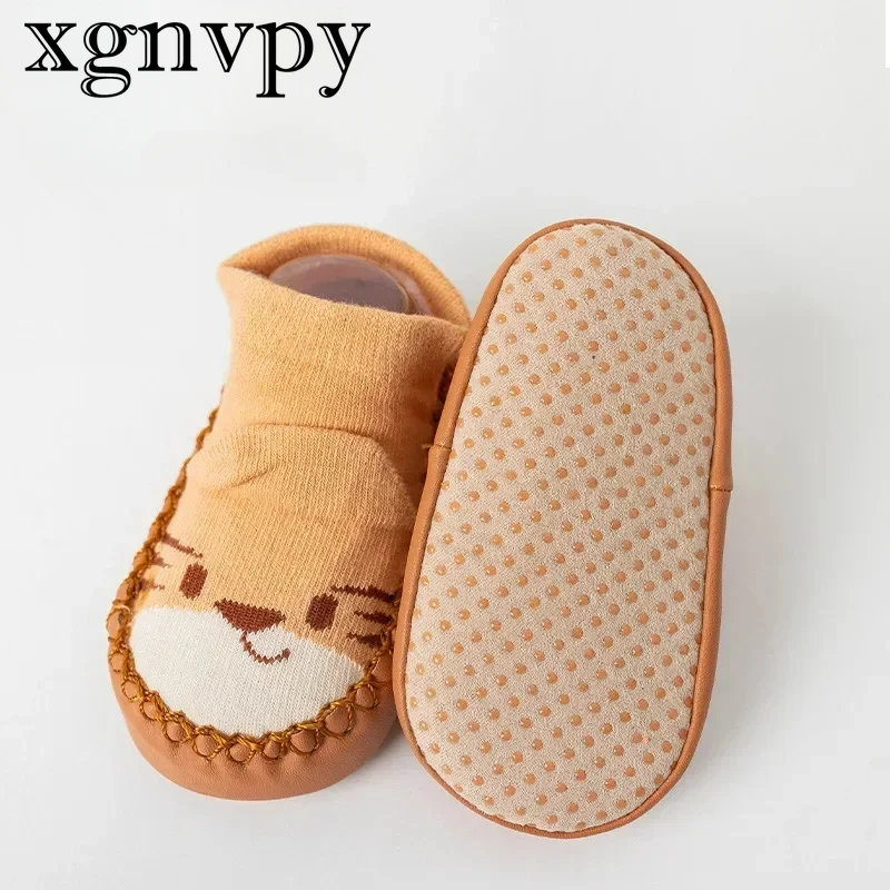 Xgnvpy sepatu lantai bayi, kaus kaki lantai kartun tepi lembut Anti licin dan keren isolasi untuk balita musim gugur dan musim dingin