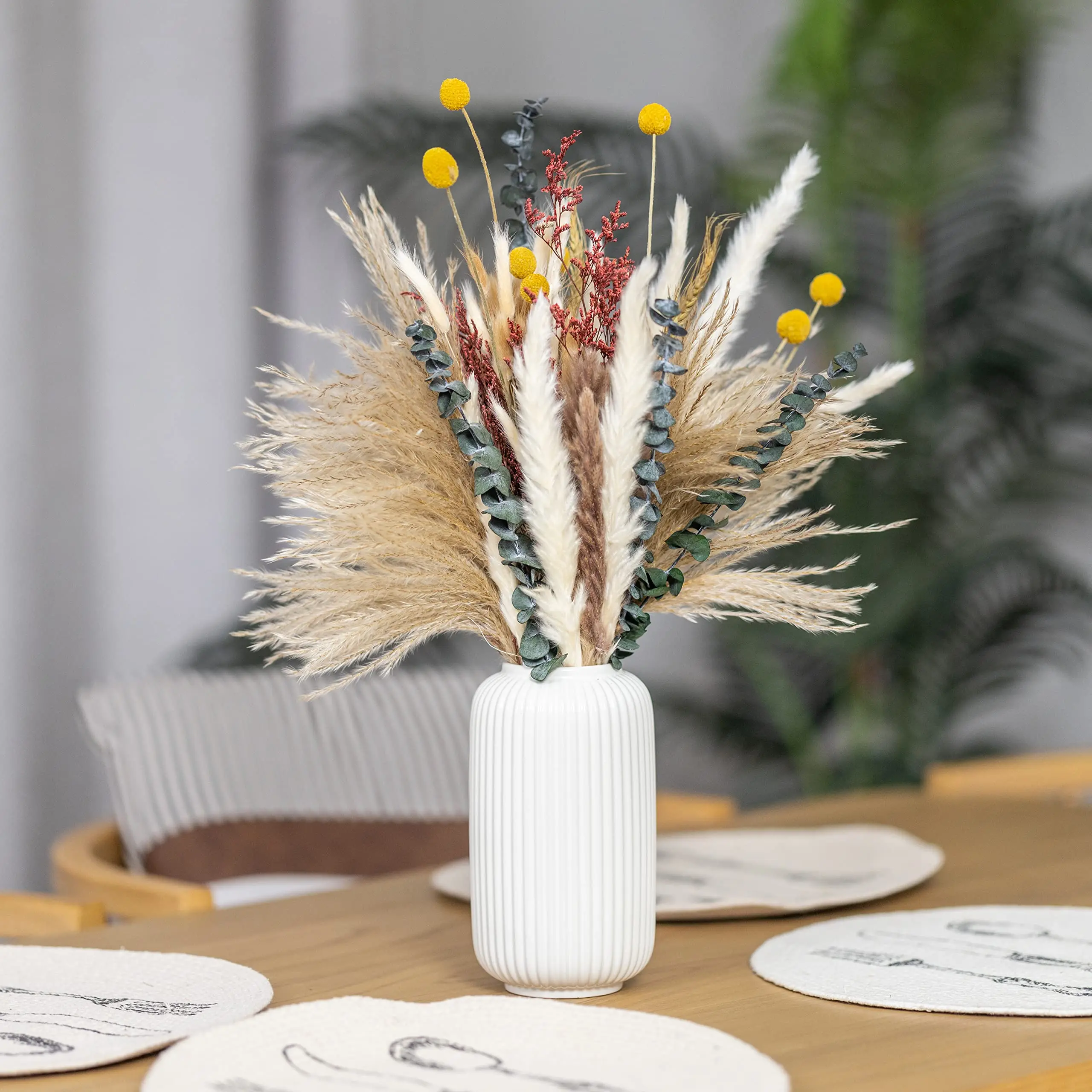 

Natural Dried Pampas Grass Bunny Tail Grass Small Reed Eucalyptus Leaves Wheat Ideal For Boho Wedding Party Arrange Home Decor