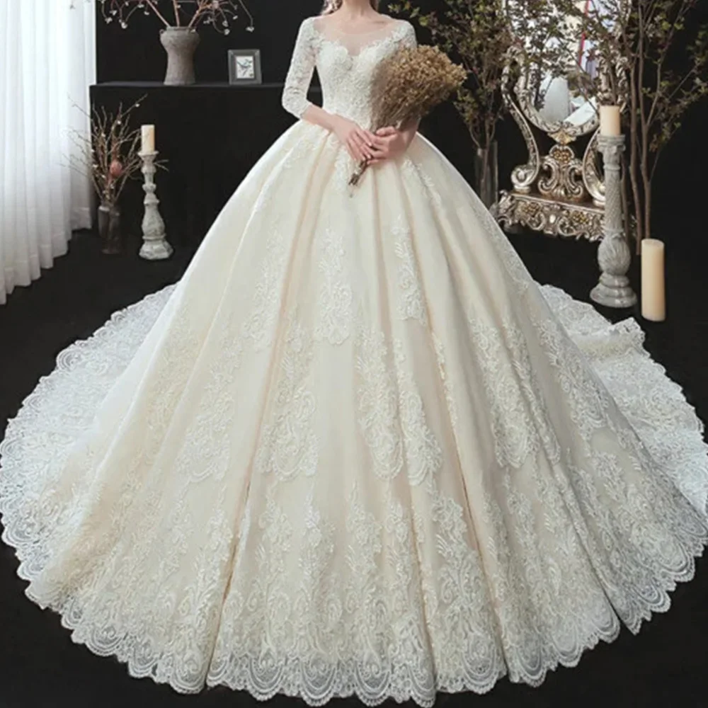 

luxury and Exquisite V-Neck Satin 3/4 Sleeves Wedding Dress Lace Up Back Appliques Floor Length A-Line Chapel Train Pleats 2024