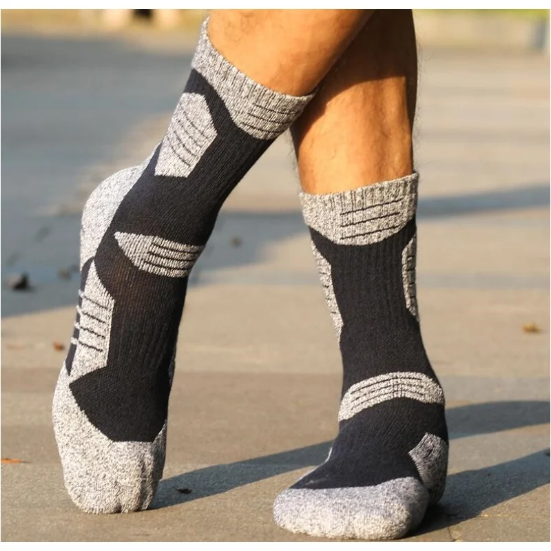 Hiking Socks Sports Outdoor Fitness Breathable Quick Dry Soft Men's Socks Wear-resistant High Elastic Running Sock