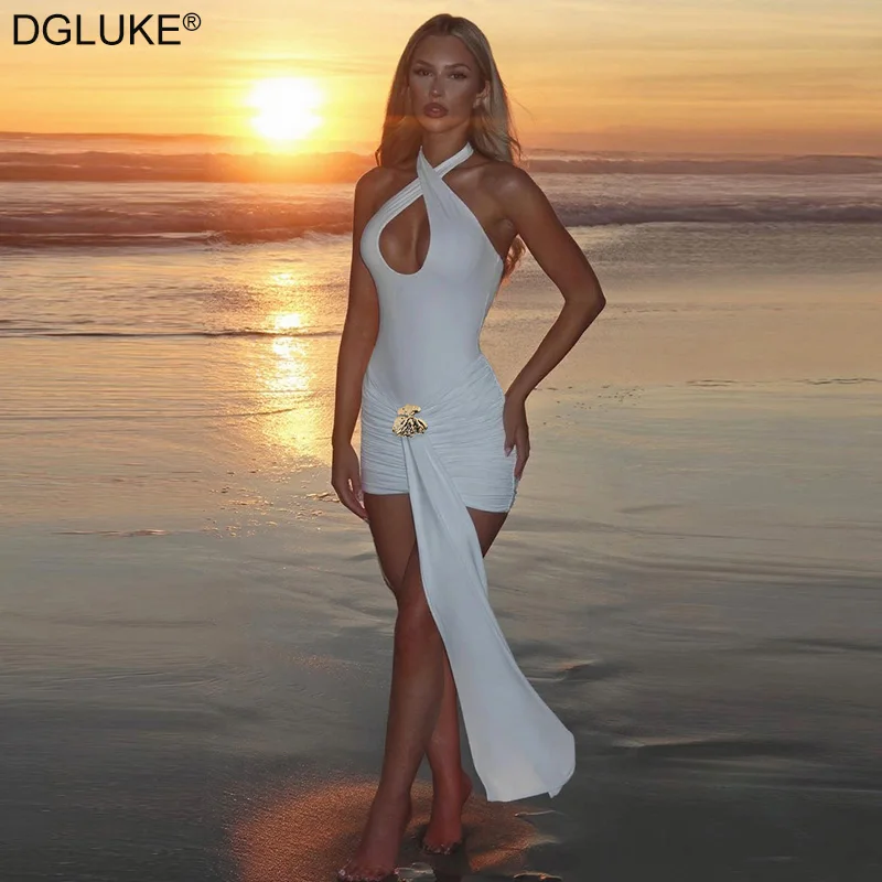 

DGLUKE White Halter Neck Mini Dress Metal Flower Applique Ruched Bodycon Dress Drop Waist Draped Cabaret Club Dress