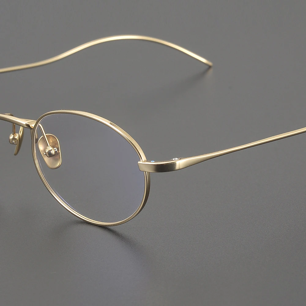 Vintage Round Oval Metal Eyeglasses Women Men's Retro Thin Frame Glasses Fashion Business Pure Titanium Unique Design Spectacles