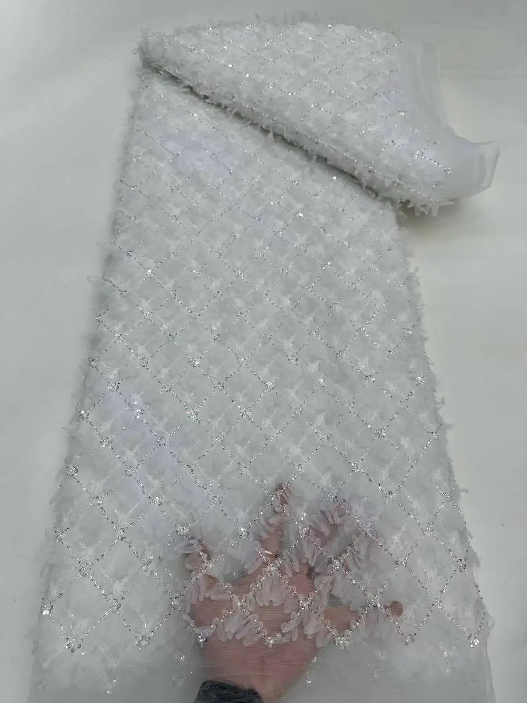 

Белое роскошное нигерийское сетчатое кружево Ding Jia с африканской вышивкой бисером и пайетками для свадебных платьев для женщин