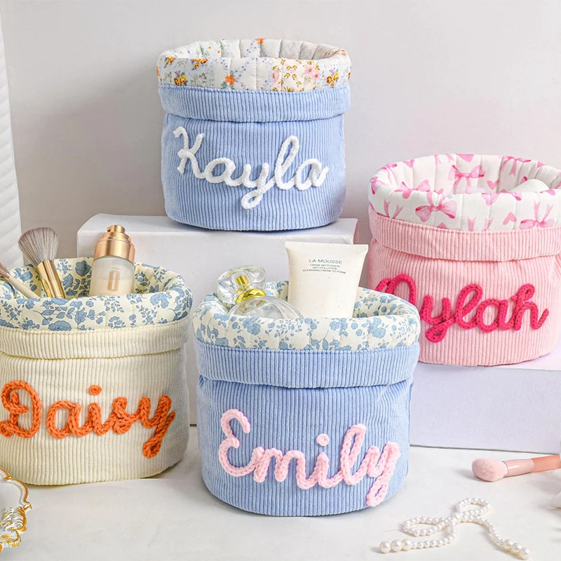 

Personalized Bridesmaid Makeup Bag, Large Capacity Makeup Bag, Cosmetic Organizer, Toiletry Bag for Women, Foldable Makeup Bag