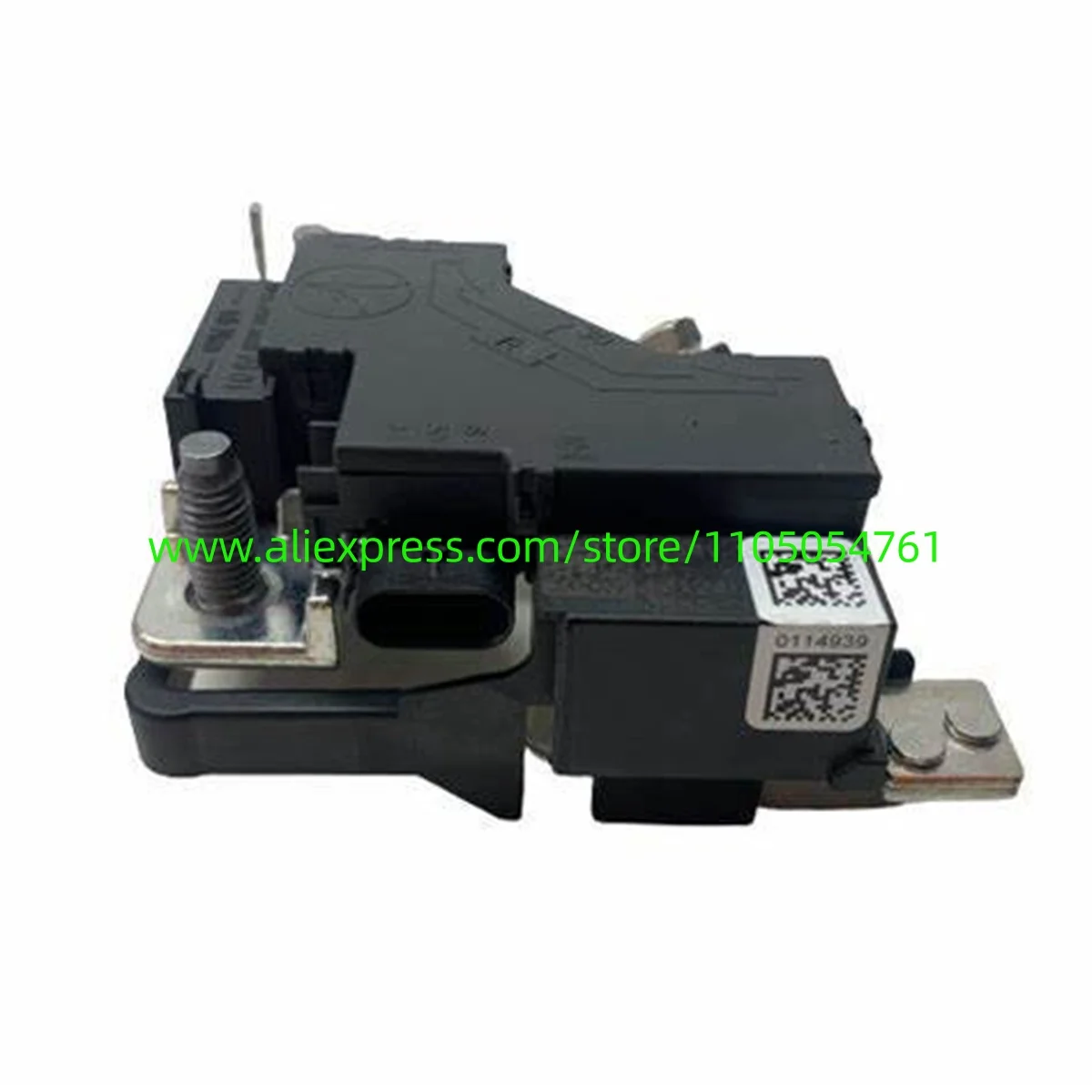 USED A2469067901 A2469069600 A2469068601 Applicable to M-er=ced-es-Be=nz 117 CLA180 CLA200 CLA220 CLA260 CLA45 view 3