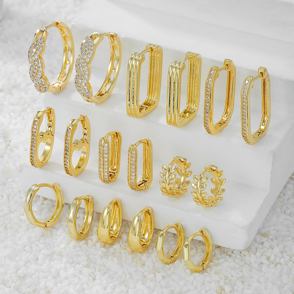 

Classic Retro Niche Design Copper Inset Zircon Earring Female Light Luxury Delicate Small Love Flowers Irregular Earring Jewelry