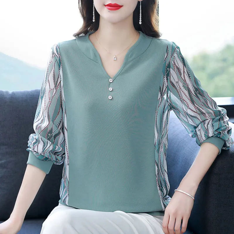 Spring Autumn Printed Patchwork Knitted Blouse Casual V-Neck Button Women\'s Clothing Long Sleeve Fashion Loose Solid Color Shirt