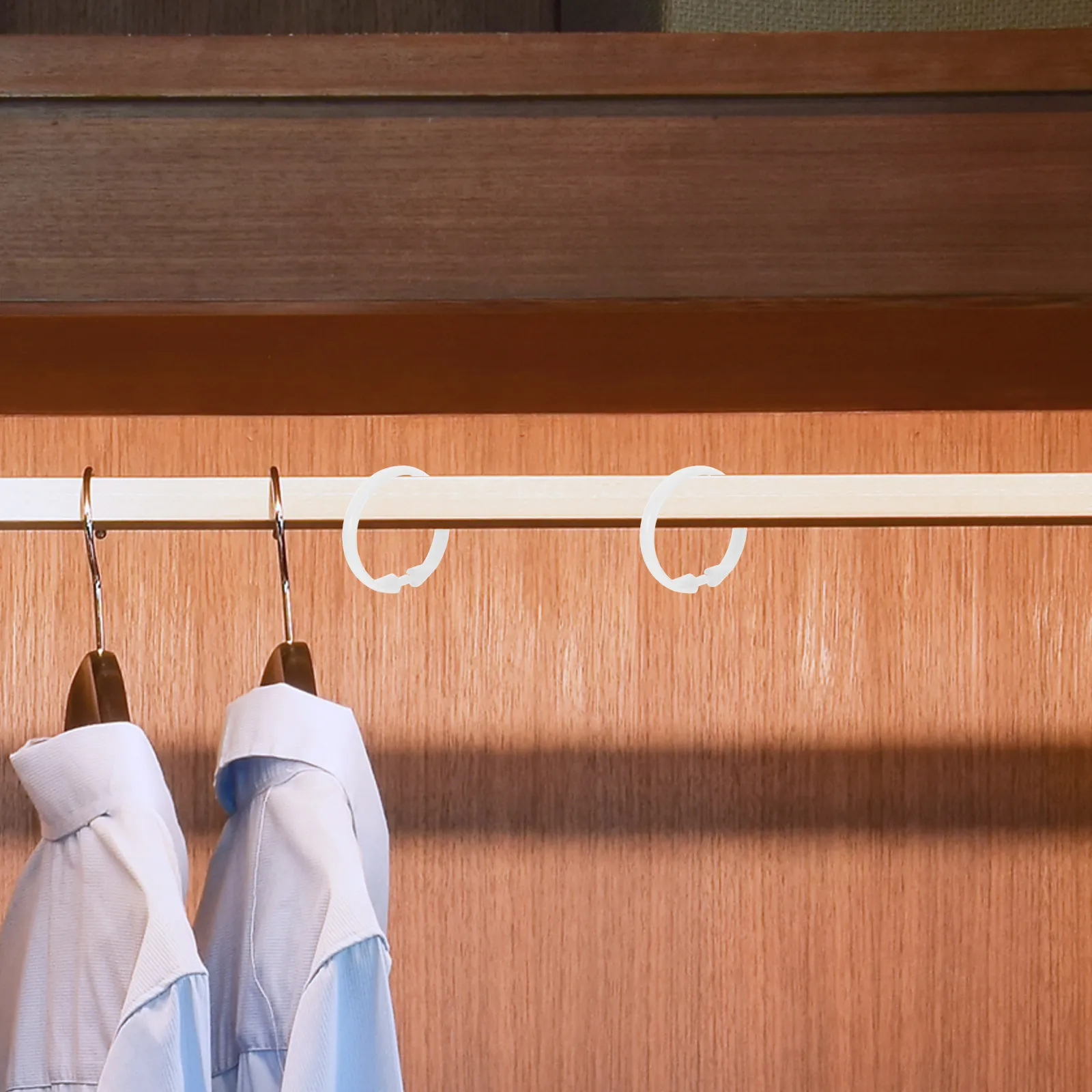 

30 шт. Премиальные утолщенные пластиковые крючки для душевых шторок, круглые, с гладкой поверхностью, сверхпрочные, для ванных комнат, элегантные, современные