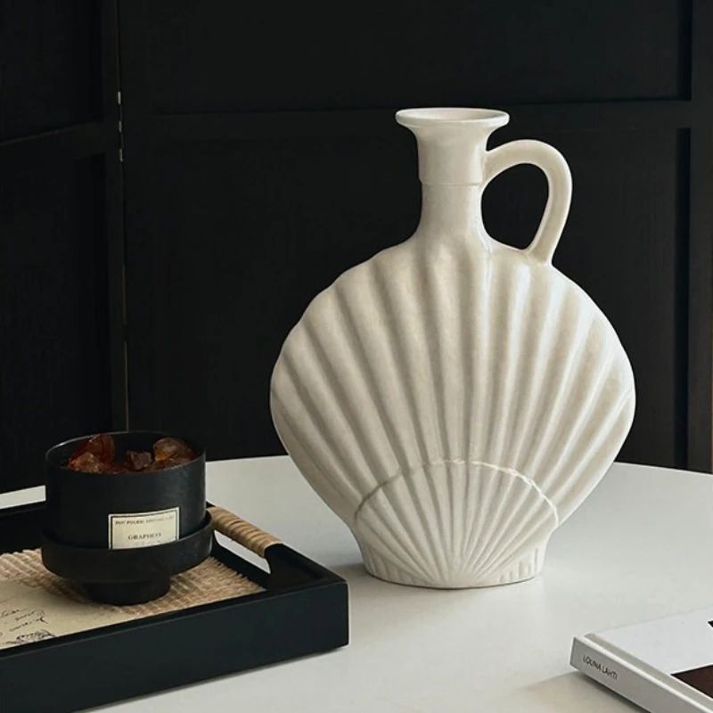 Medieval Ceramic Vase with Shell Pattern,TV Console & Entryway Decor,Vintage Flower Vessel for guesthouse,Modern Home Interior
