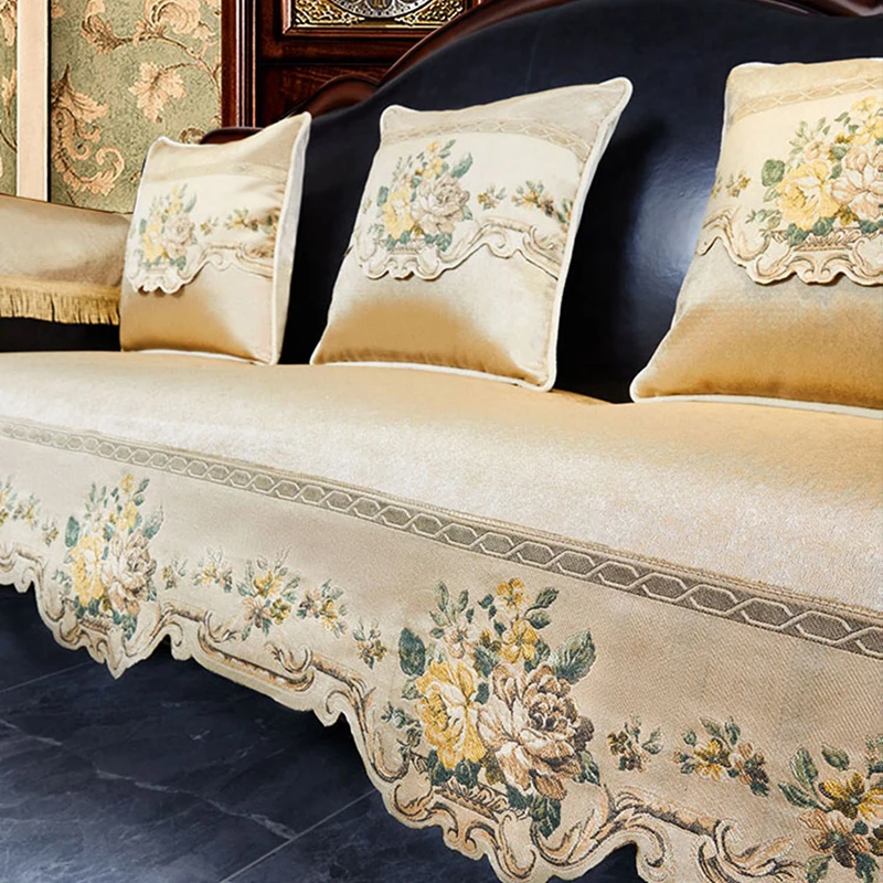 

Retro European Sofa Cover Luxury Chenille Anti-slip Sofa Cushion Living Room Seat Protective Cover Home Decor Couch Slipcover