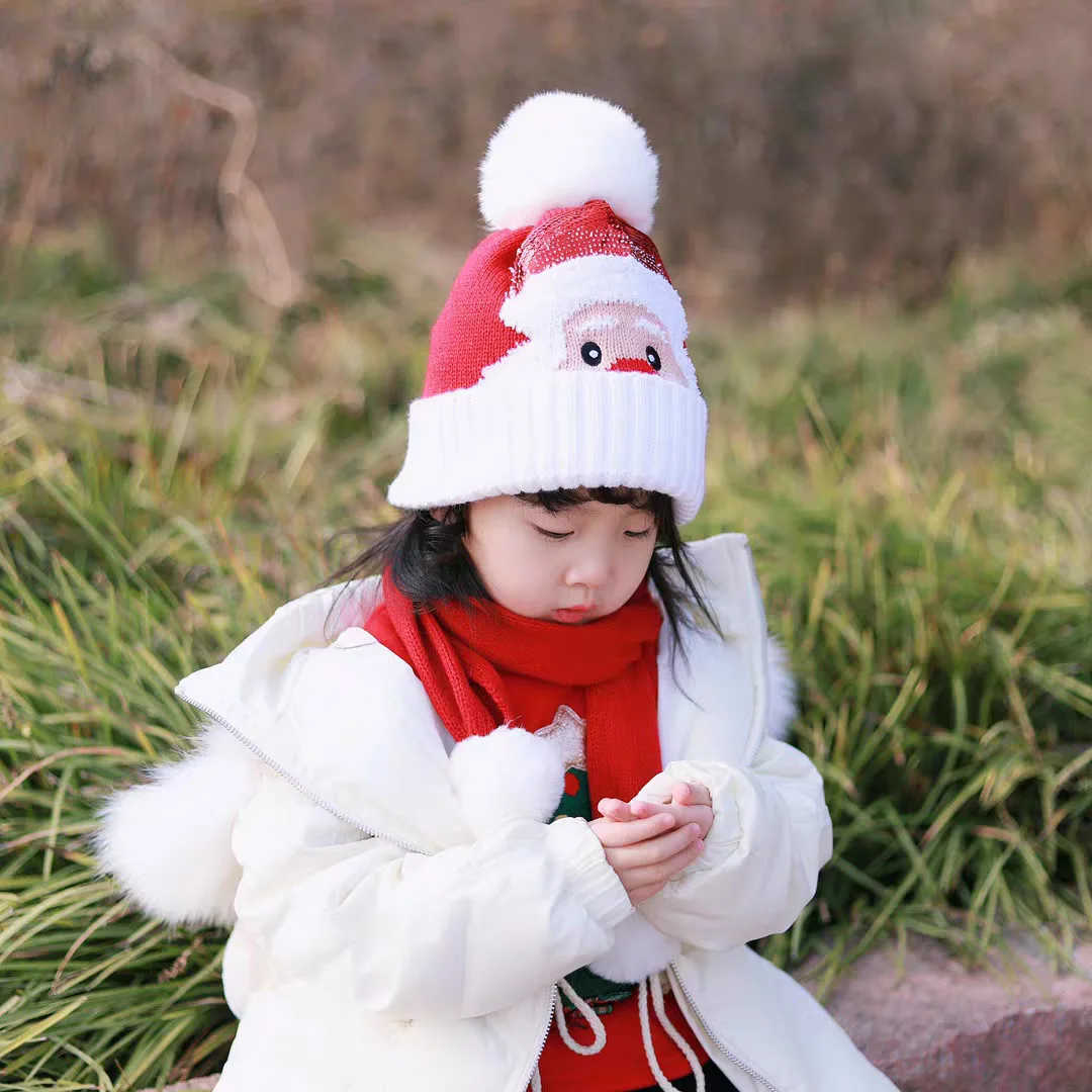 Winter new knitted Christmas hat sequins Santa hats outdoor warm woolen hat scarf set  gorro