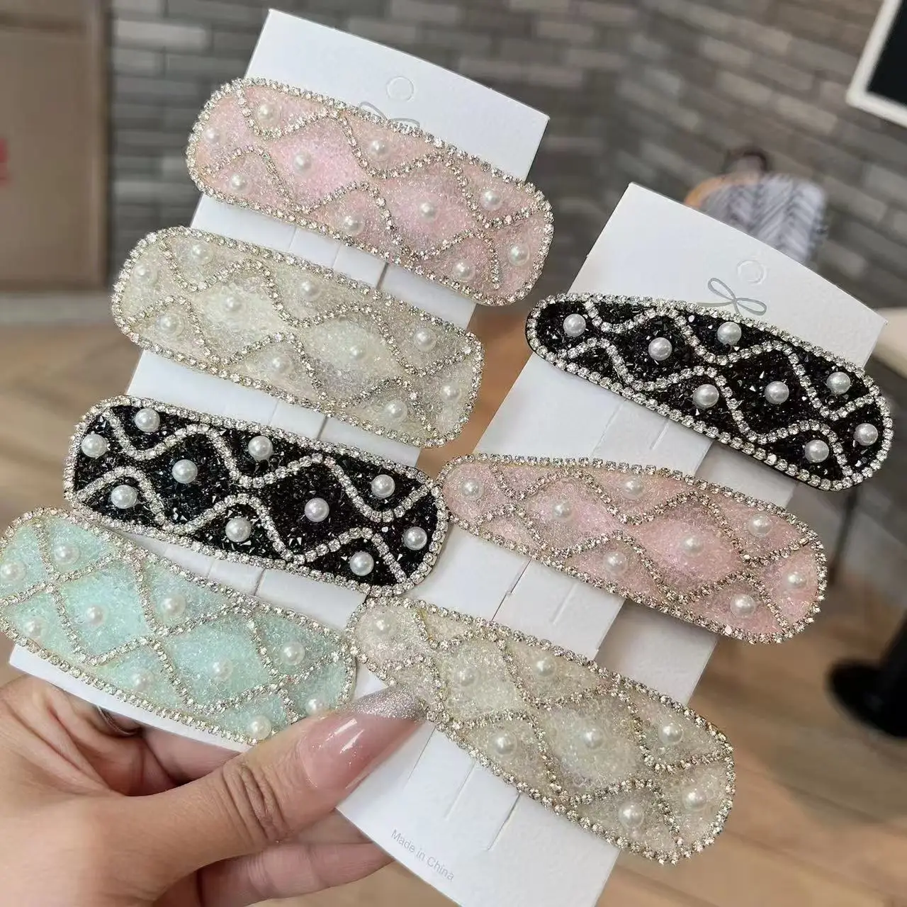 Новая заколка для волос с жемчугом и кристаллами, квадратная милая заколка для волос с жемчугом для женщин и детей