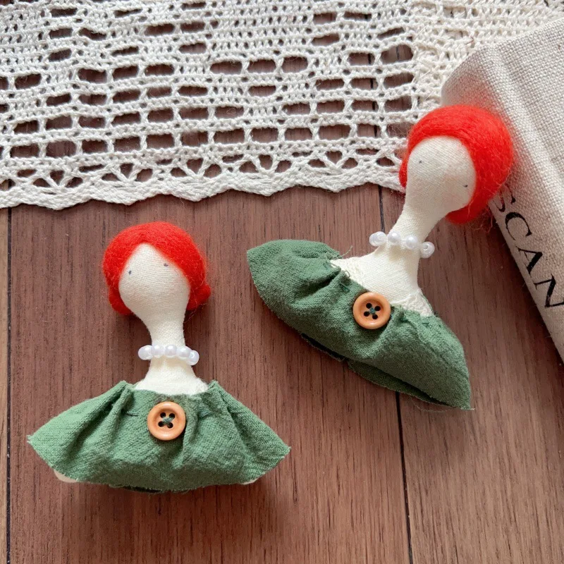 Premium Fabric Handmade Cartoon Girl Face Brooch Pin Forest Style Niche Artistic DIY for Clothing Accessories Trim