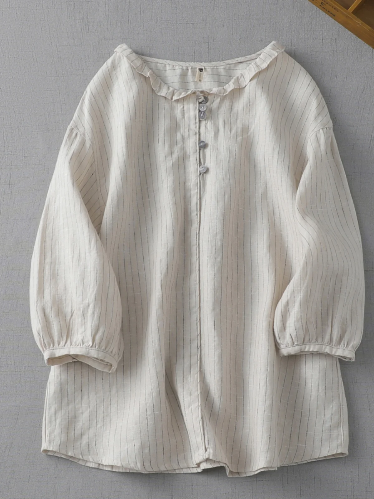 

Корейский японский брендовый кукольный воротник, льняной идлинный женский художественный повседневный полосатый хлопковый льняной топ средней све, удобный крой