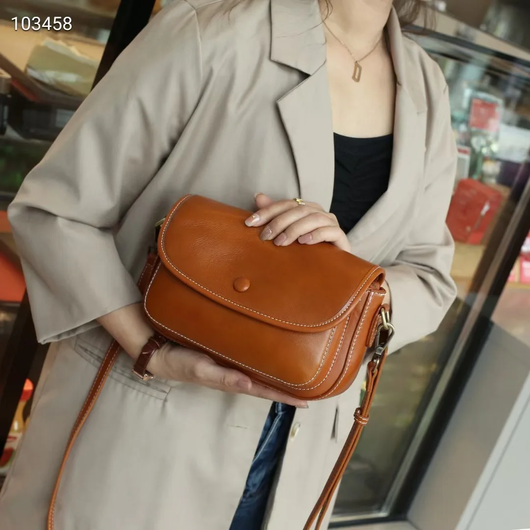 Oil Wax Cowhide Women\'s Bag 2023 New Soft Leather Shoulder Bag Lady Crossbody Small Square Bag Simple Flip High Quality Handbag