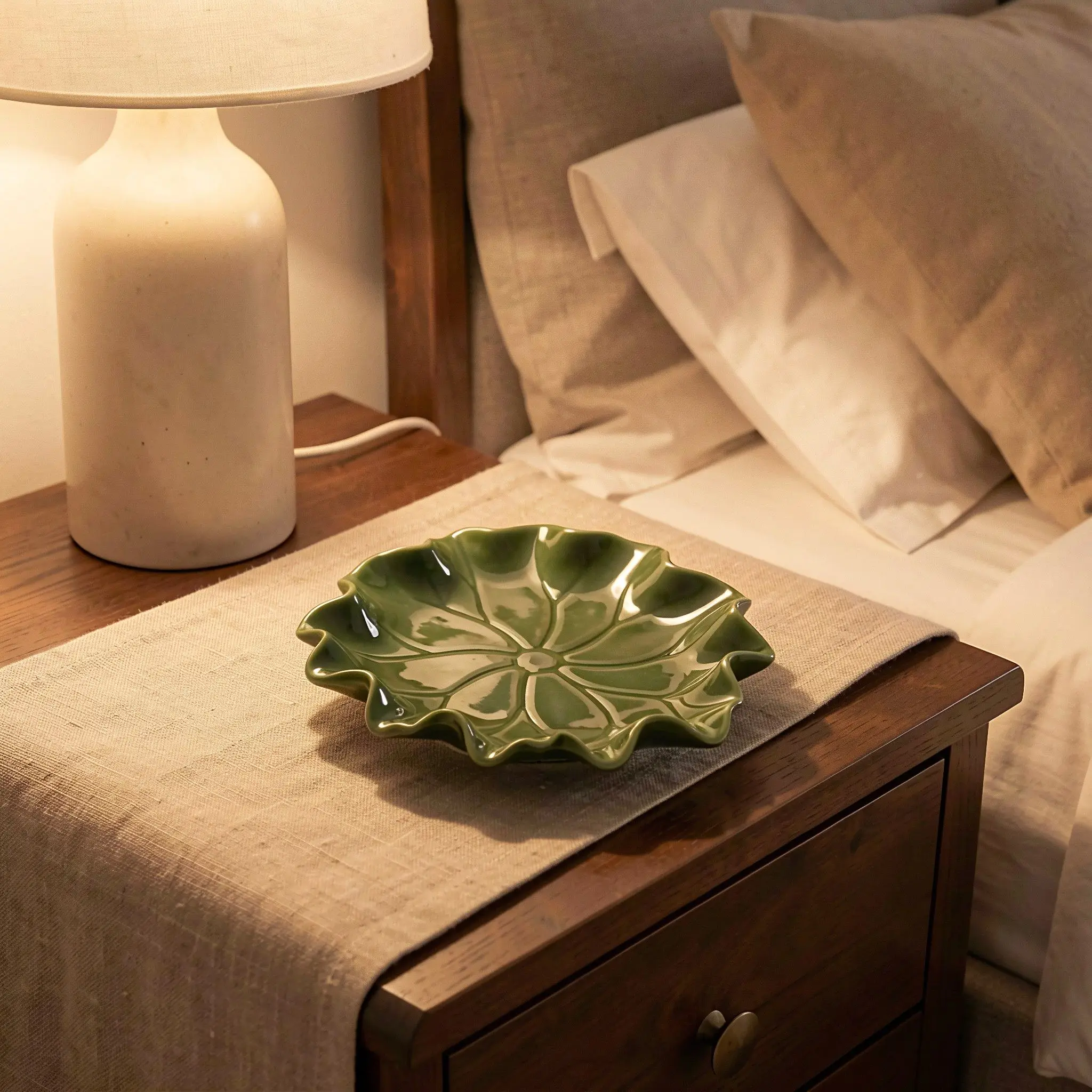 Ceramic Jewelry Dish Lotus Leaf Shape 4.7 Inch Ring Holder Necklace Plate Earrings Storage Tray Bedside Vanity Storage