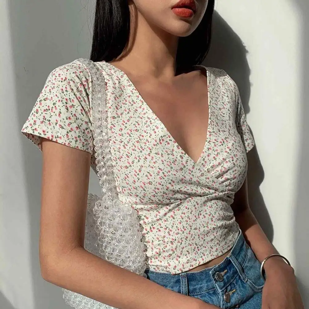 

Sweet T-shirt Retro Style Floral Print Blouse Women Summer Top V Neck Short Sleeve Waist-exposed Small Flower Print Pullover 80%