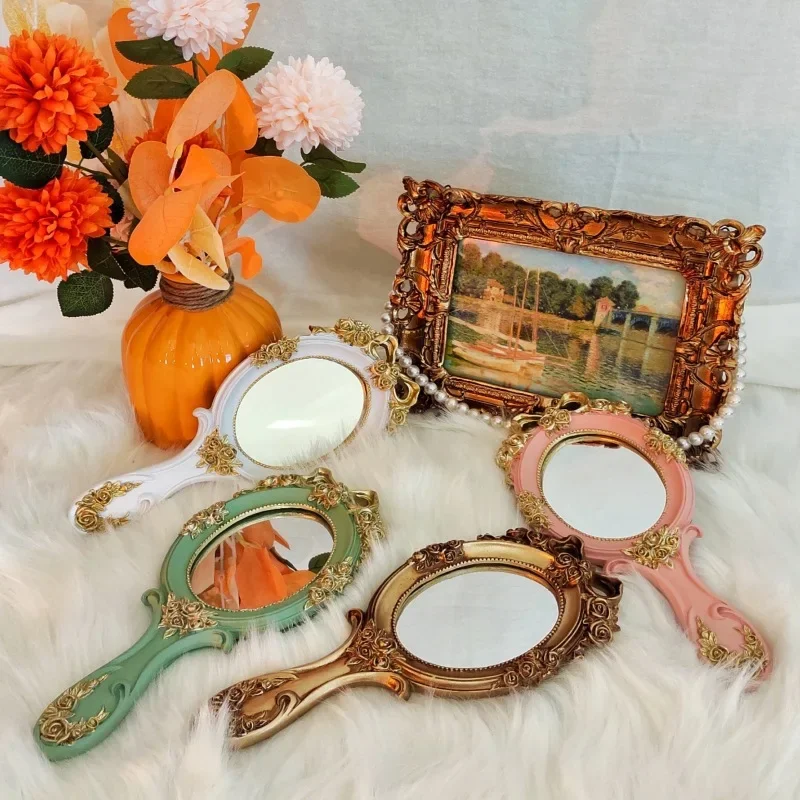 Vintage Handheld Makeup Mirror European Palace Style Princess Women Girls Oval Vanity Mirror Cosmetic Tool with Anti-Slip Handle