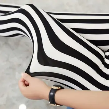 Leggings femininas elásticas cintura média até o tornozelo preto branco listrado vertical