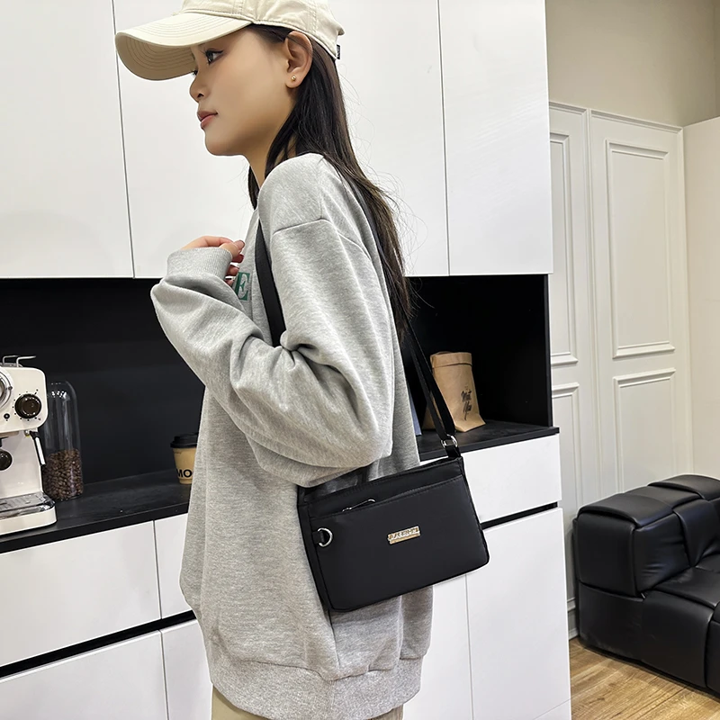 Large Capacity Women Crossbody Bag Waterproof Nylon Shoulder Bag Lightweight Adjustable Strap Fashion Messenger Handbag Travel image 6