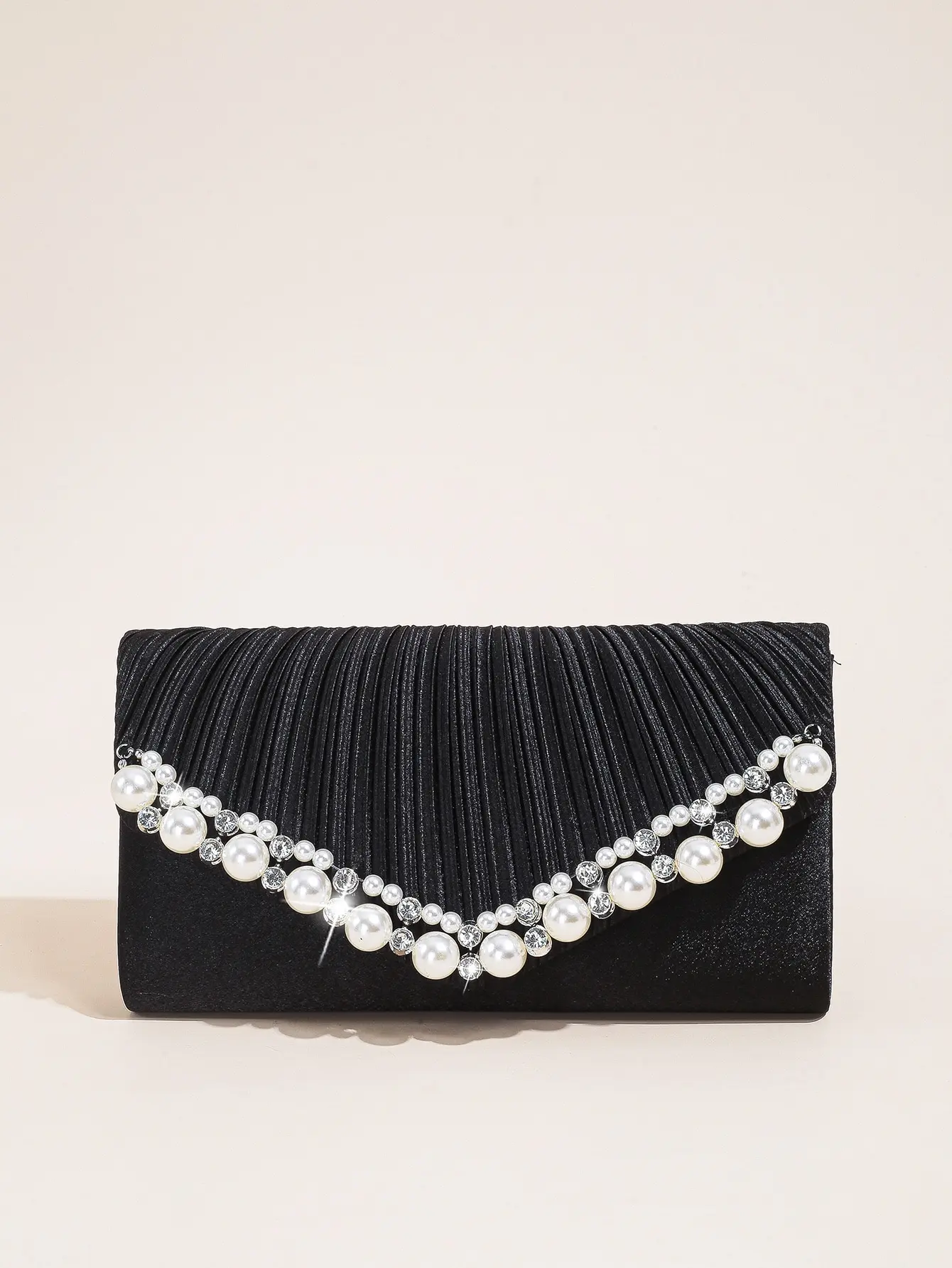 Womens Pearl Decor pleated Satin Clutch Bag， Fashion Diamond Evening Handbag Bridal Purse for Wedding Party for Women Formal Par