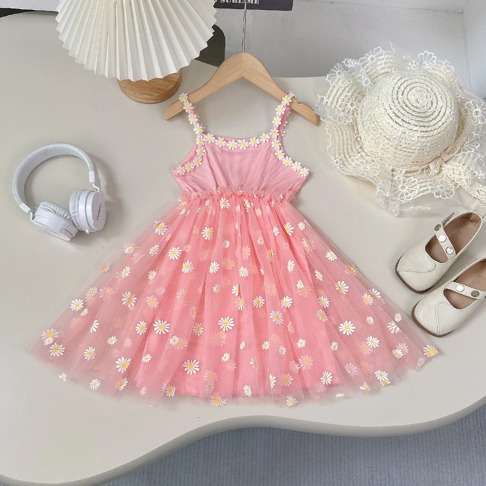 Sommer rosa süßes und cooles Neckholder-Kleid kleine Gänseblümchen-Blume Mesh Puffy Prinzessin Kleid Kinderkleidung