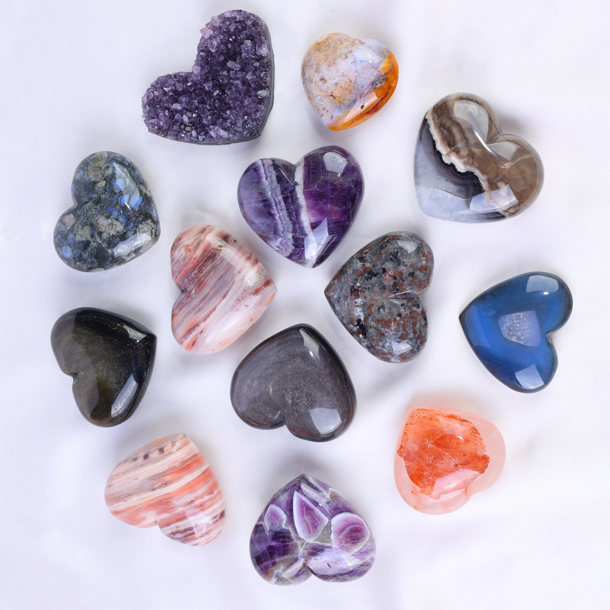 

Nature Crystal Heart Carving Yooperlite Amethyst Africa Bloodstone Silver Obsidian For Home Offcie Yoga Meditation Decoration