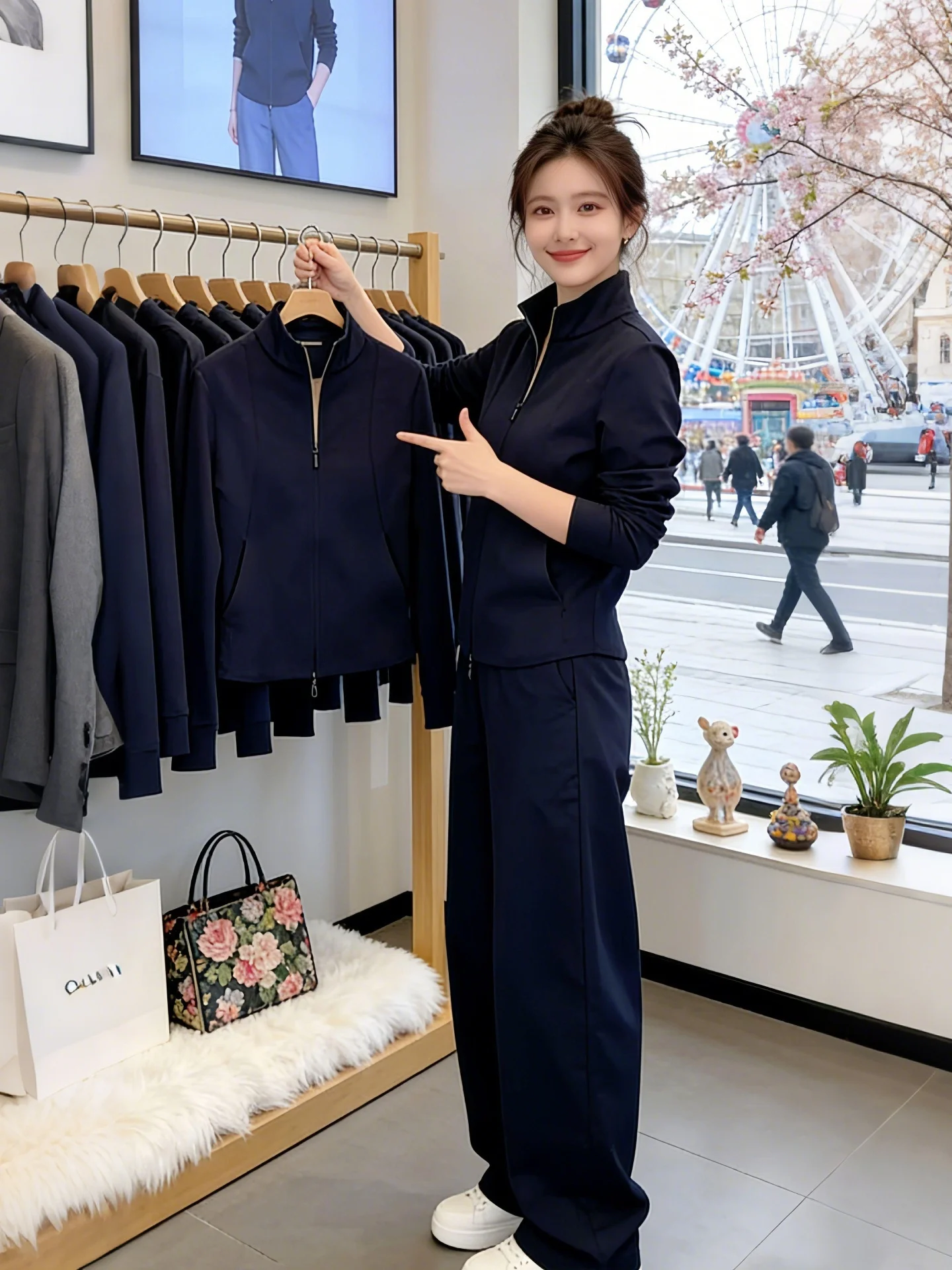 

Комплект женской спортивной одежды в непринужденном стиле: корейский модный свитшот и широкие брюки, весенний повседневный костюм-двойка