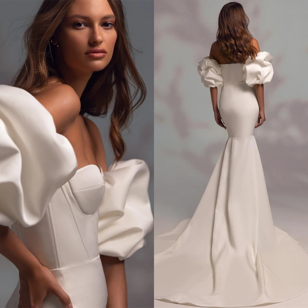 カスタマイズされたホワイトサテンブライダルドレス気質ストラップレスオフショルダーウェディングドレスチャペルトレインジッパーバックマーメイドドレス