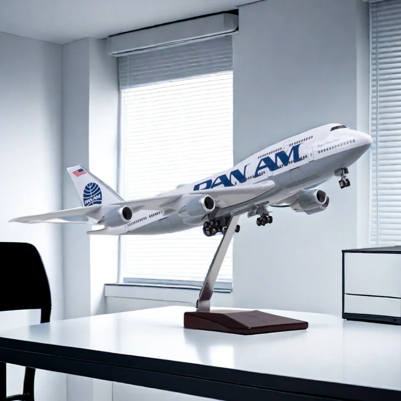 

1/150 Scale 47cm Airplane 747 B747 Aircraft PAN AM Airline Model W Light and Wheel Diecast Resin Plane For Collection