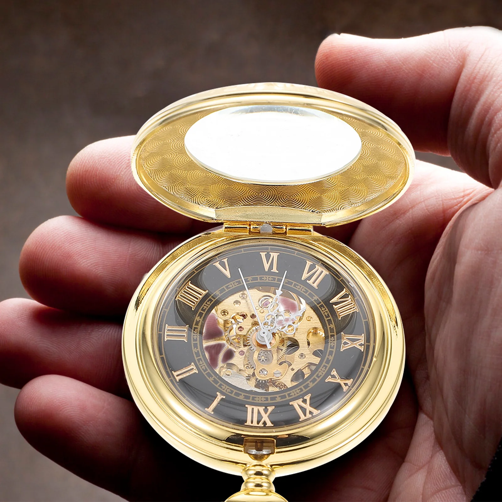 Vintage Pocket Watch Zinc Alloy Retro Necklace for Men Mechanical Nurse Watches Chain Lightweight Gift Steampunk Style