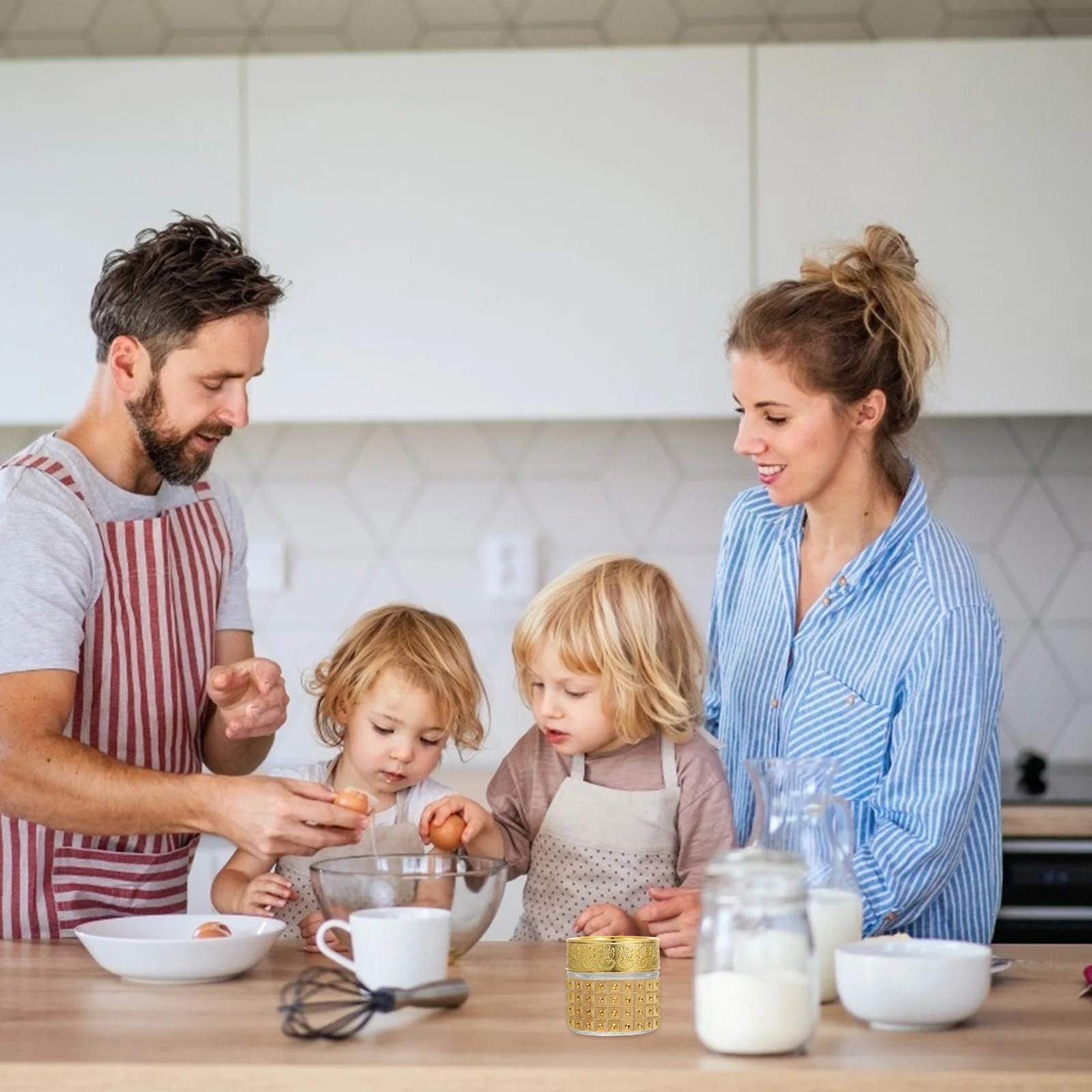 

4Pcs 10G Small Glass Bottles Luxury Gold Finish Storage Jars for Food Pills Organizing Creative High-Grade Airtight Containers