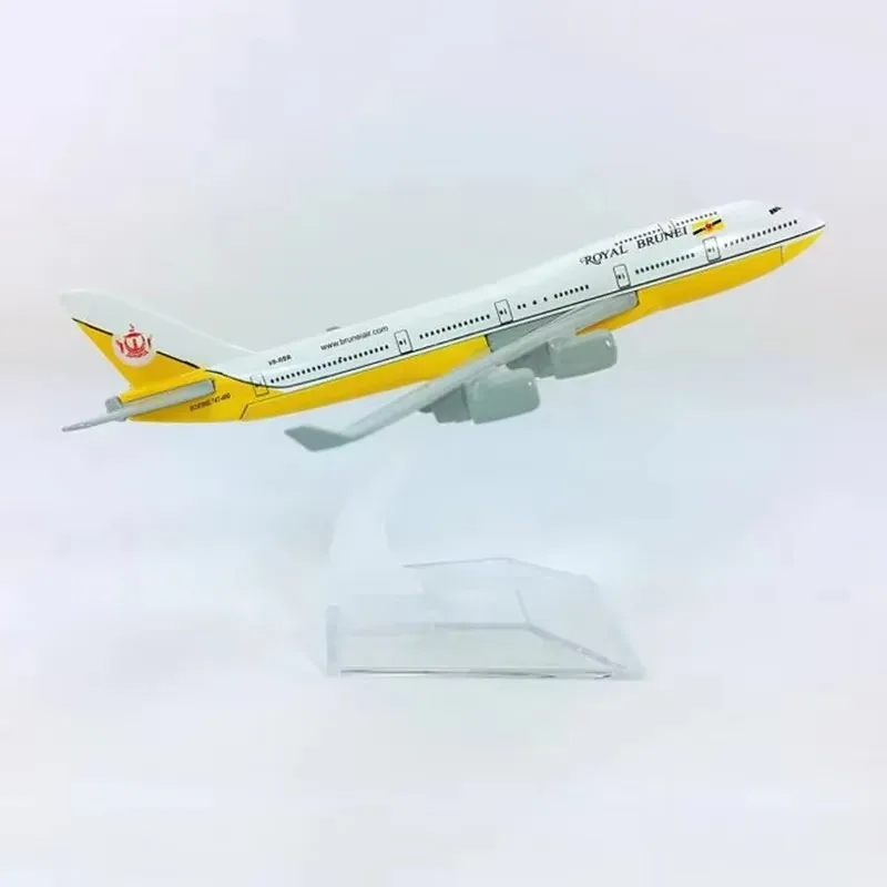 16CM 1:400 Scale 747 Alloy Metal Aircraft Model Royal Brunei airlines B747 With Aircraft Stand Collectible Gift Display Model