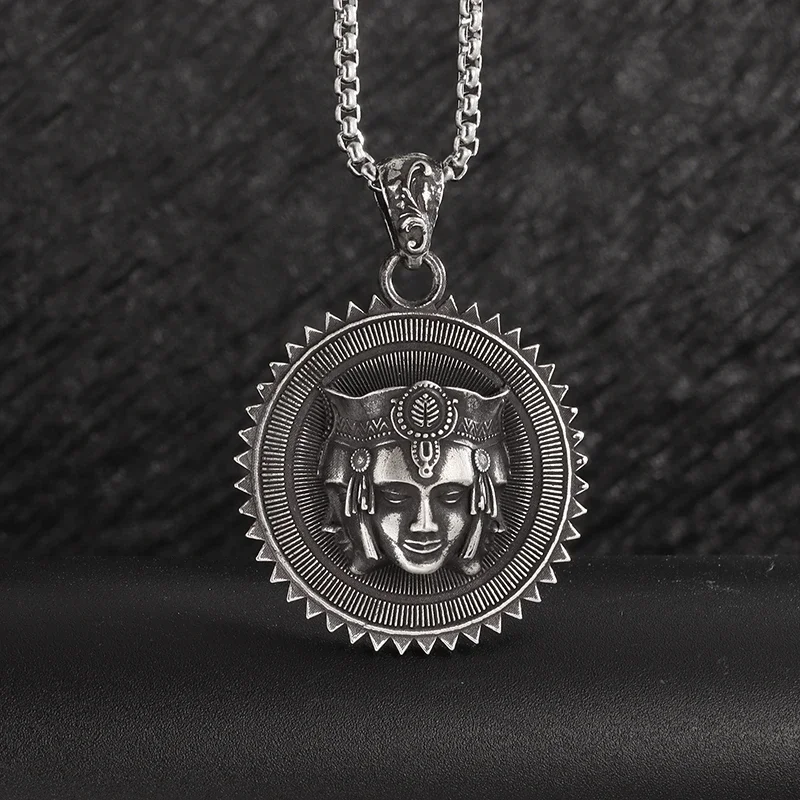 Fashion Classic Charm Trend Buddhist Three-Headed Bodhisattva Necklace Pendant for Men and Women Faith Religious Lucky Jewelry